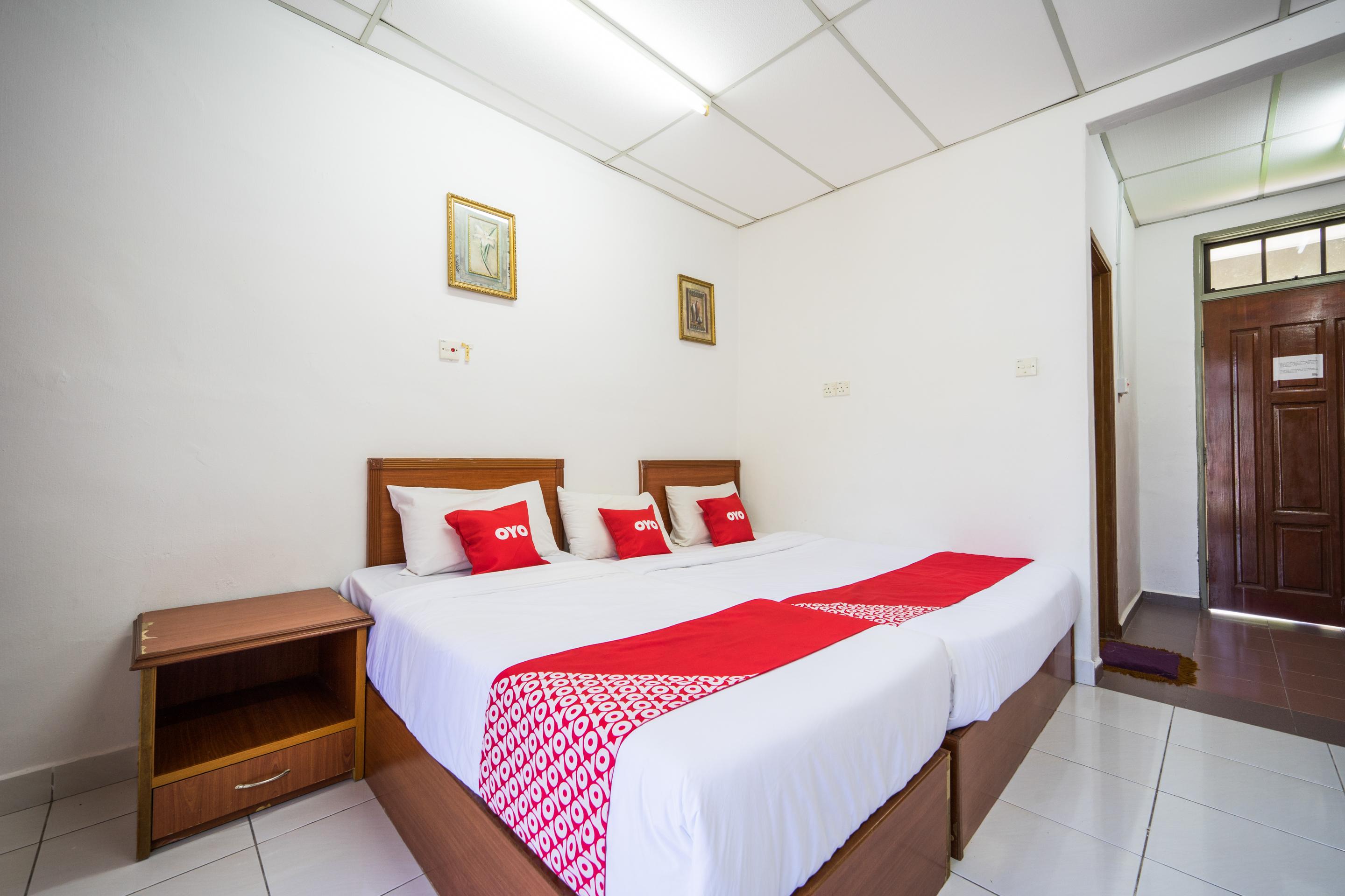 Terap Inn Kampong Raja Extérieur photo