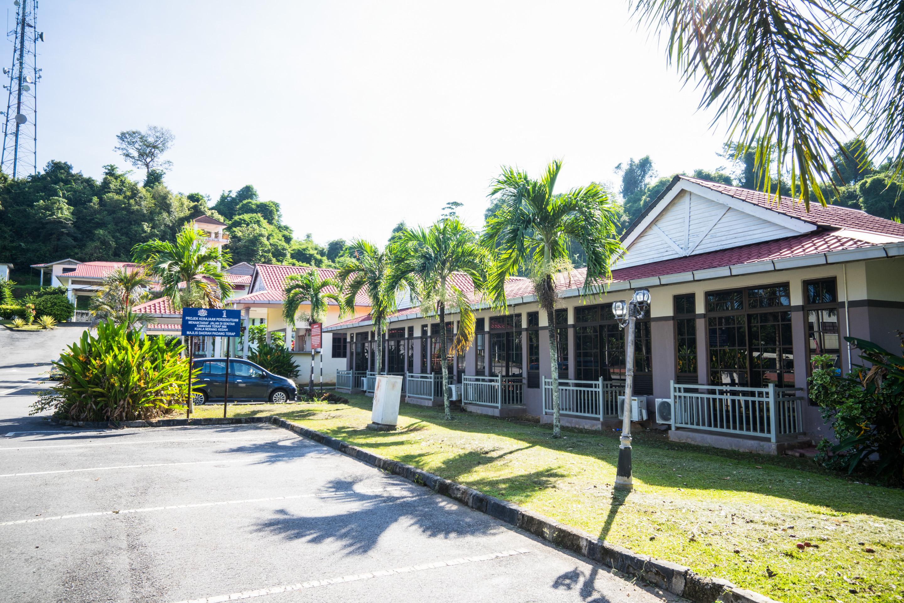 Terap Inn Kampong Raja Extérieur photo
