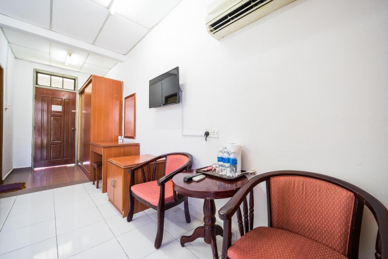 Terap Inn Kampong Raja Extérieur photo