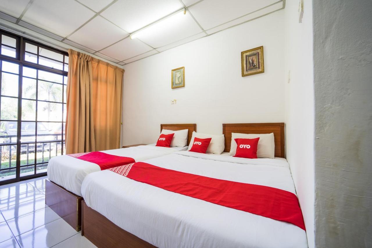 Terap Inn Kampong Raja Extérieur photo