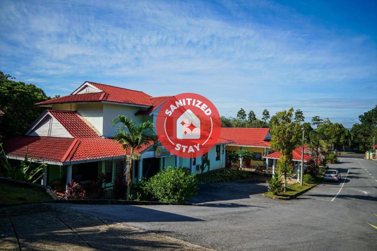 Terap Inn Kampong Raja Extérieur photo